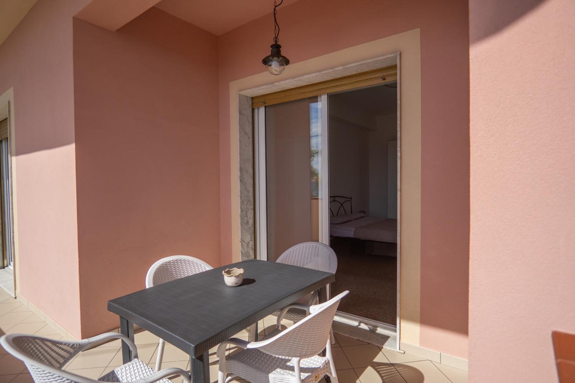 Casa Erika Apartment Bova Marina Exterior foto